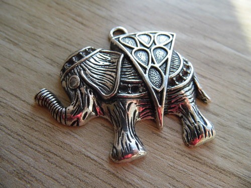 Slon - přívěsek /66x34mm/ sleva ze 33,.