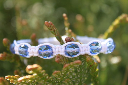 Něžnost.. Macramé/shamballa náramek — foto 1
