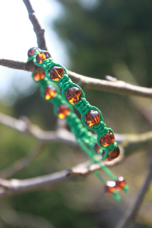 Náramek makramé/shamballa — foto 1