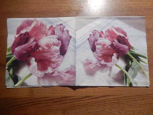 Ubrousek na decoupage - růžové tulipány