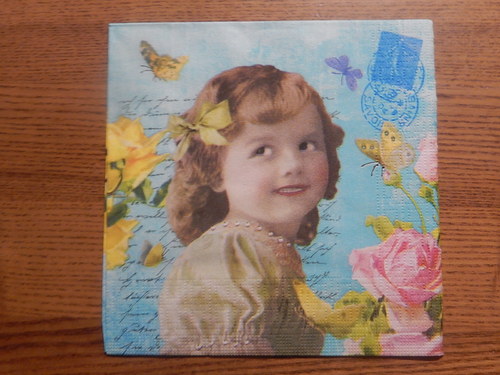 Ubrousek na decoupage - holčička s perličkami
