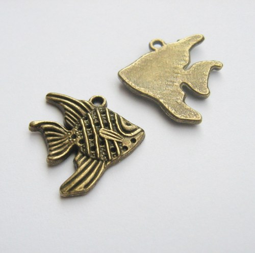 Přívěsek rybička 20 x 19 mm - 2 ks
