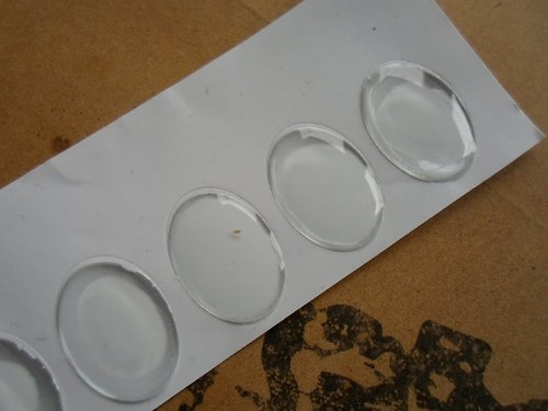 Epoxidové samolepicí čočky -ovál 18x13 mm - 2ks