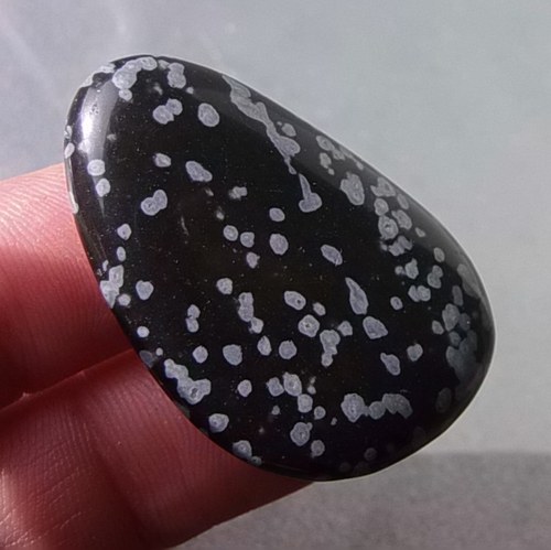 Obsidián vločkový - placka D529 — foto 1