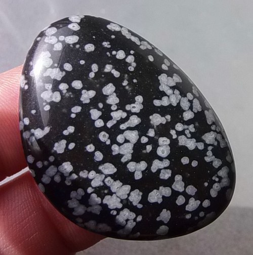 Obsidián vločkový - placka D531 — foto 1