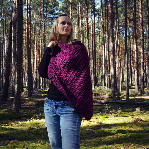 Pončo - vínové — foto 1