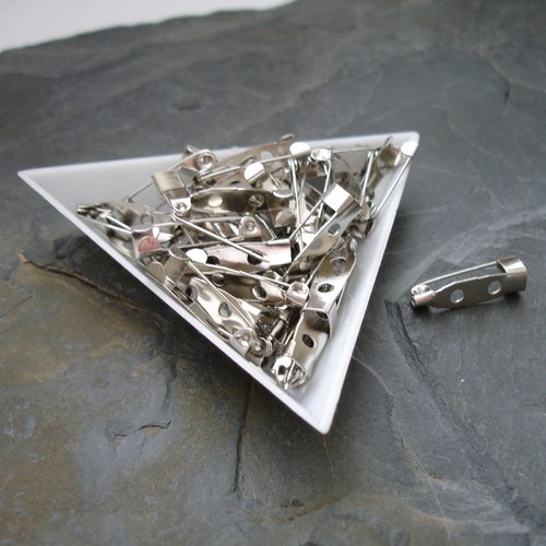 .Brožový můstek 20x5 mm - platinový