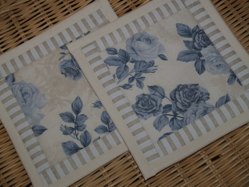 Prostírání pod hrníček - Blue Roses — foto 1