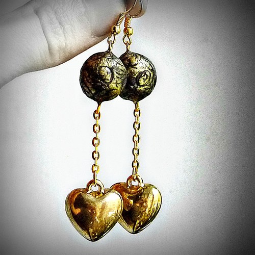 Gold hearts