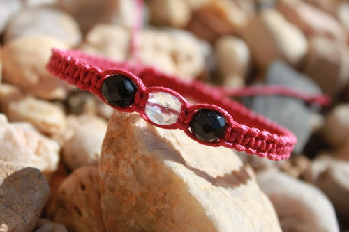 Náramek makramé/shamballa — foto 1