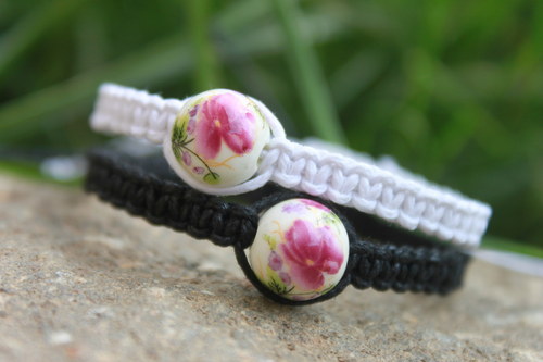 Romantic.. Náramek makramé/shamballa — foto 1