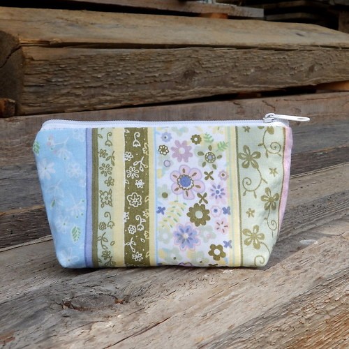 Taštička malá — foto 1