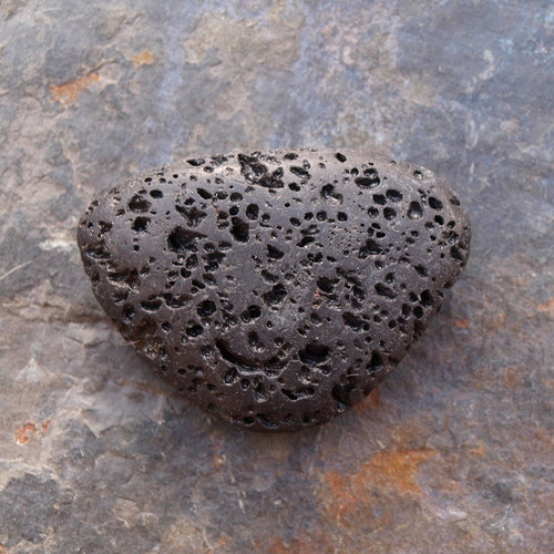 Lávový kámen, 42x31mm — foto 1