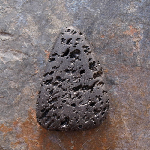 Lávový kámen, 43x30mm — foto 1