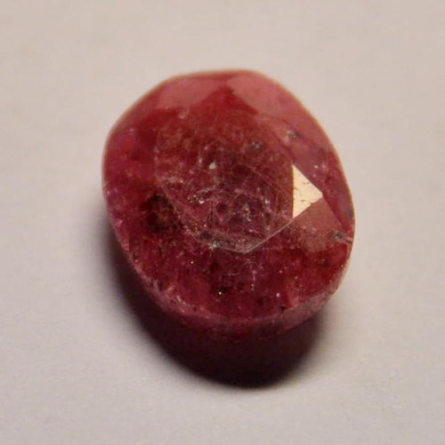 3011 Rubín - kabošon fasetovaný 12-3x11mm
