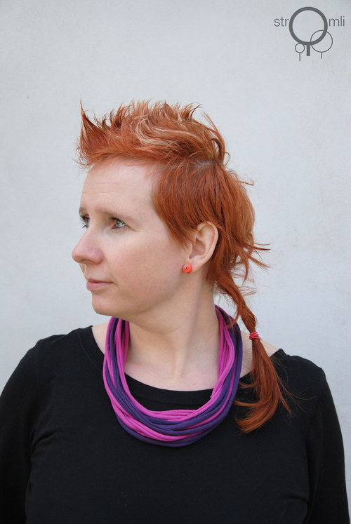 Náhrdelník lila-fialový — foto 1