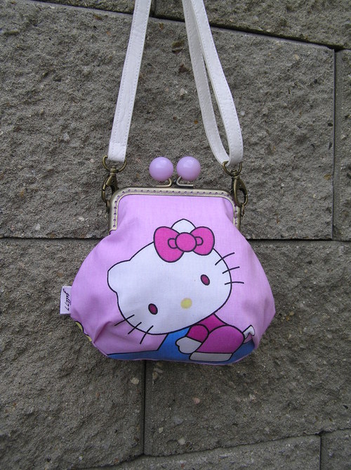 Hello Kitty - kabelka pro male slecinky — foto 1