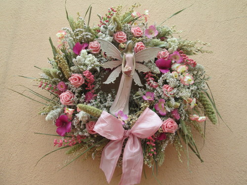 Šla víla jarní krajinou.. — foto 1