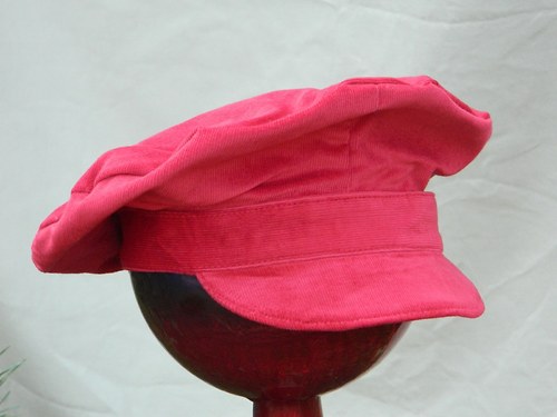 Dětský baret s kšiltem — foto 1