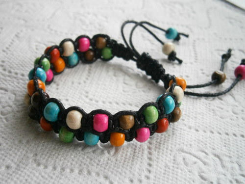 Náramek Shamballa barevný (makramé) — foto 1