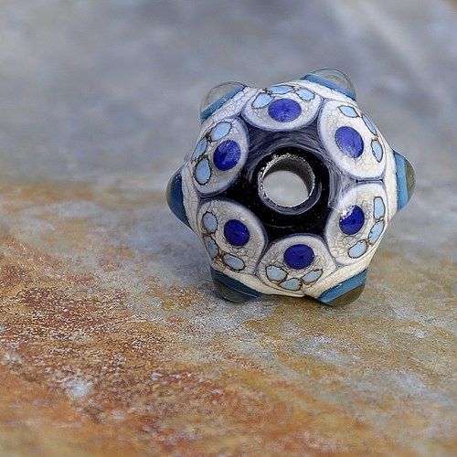 BHB Big hole bead "Šest u stolu" — foto 1