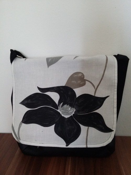 Crossbody — foto 1