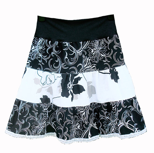 Black and white skirt — foto 1