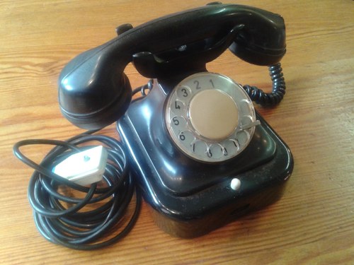Retro telefon — foto 1
