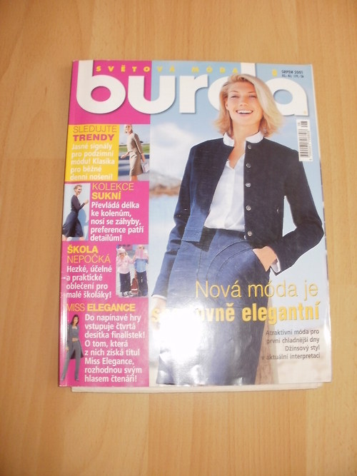 SVĚTOVÁ MÓDA BURDA 8/2001 — foto 1