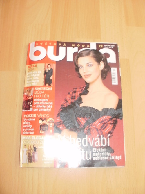 SVĚTOVÁ MÓDA BURDA 12/2001 — foto 1