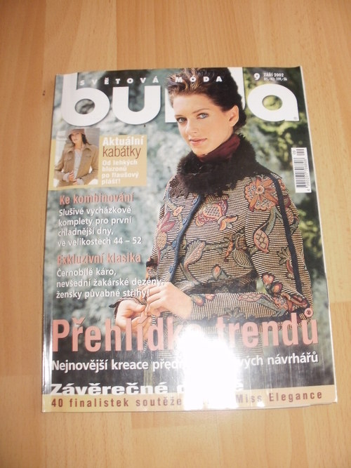 SVĚTOVÁ MÓDA BURDA 9/2002 — foto 1
