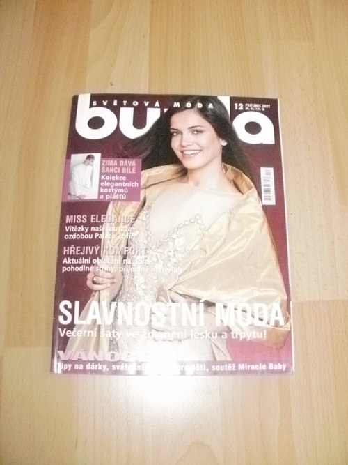 SVĚTOVÁ MÓDA BURDA 12/2002 — foto 1