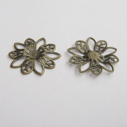 Vintage kytička 19 mm 5 ks