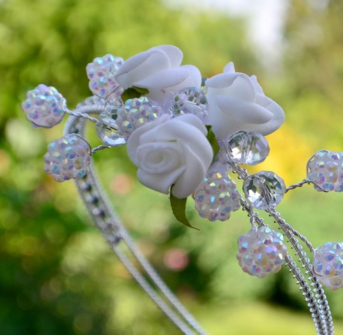 Čelenka do vlasů Shamballa White — foto 1