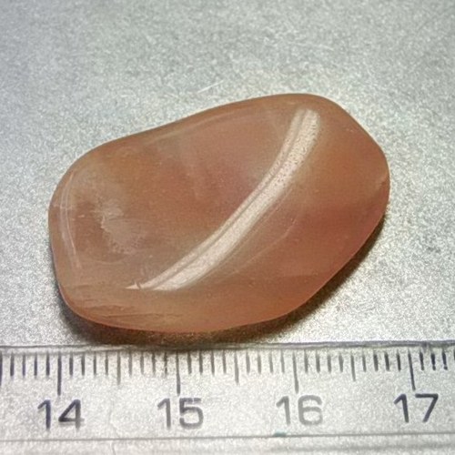 Sluneční kámen tromlovaný - D946 — foto 1