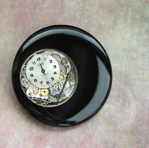 Black brooch — foto 1