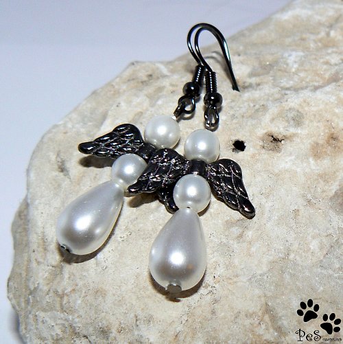 White Angels — foto 1