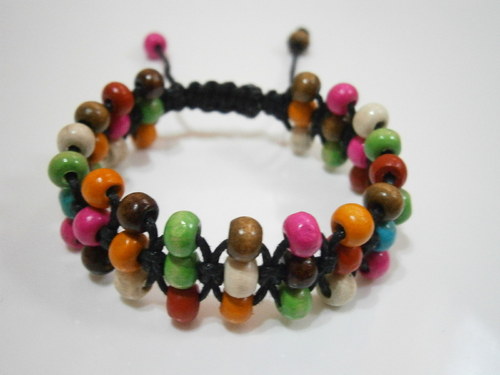 Náramek Shamballa (makramé) barevný — foto 1