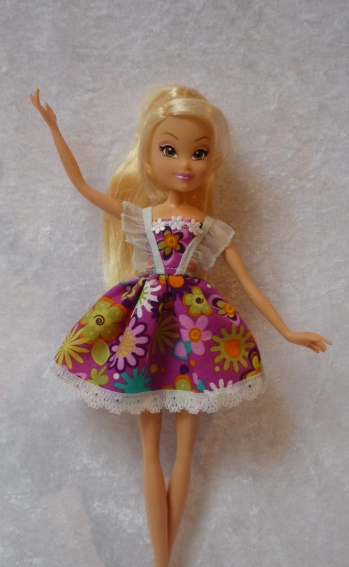 Krátké šaty pro Winx — foto 1