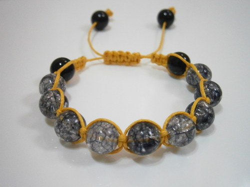 Náramek Shamballa (makramé) — foto 1
