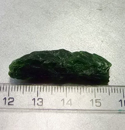 Chromdiopsid surový - D963 — foto 1