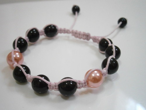 Náramek Shamballa růžovočerný
