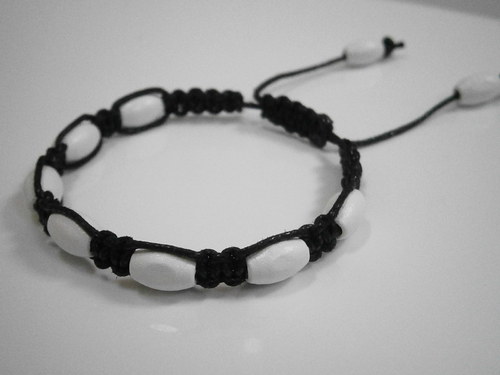 Náramek Shamballa bílý/černý — foto 1