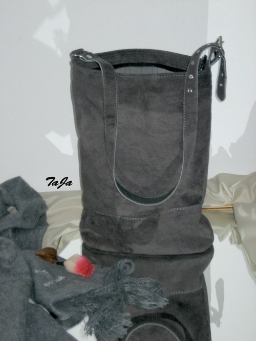 Simple grey — foto 1