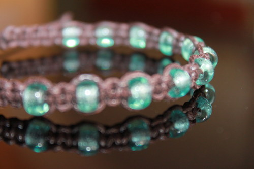 Náramek makramé/shamballa — foto 1