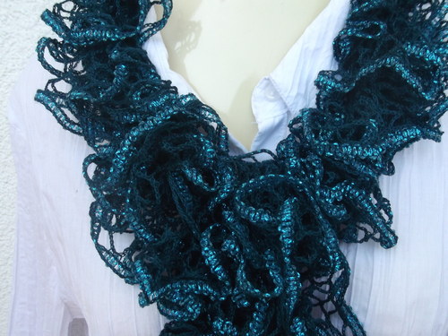 Tmavá zelená a lurex — foto 1