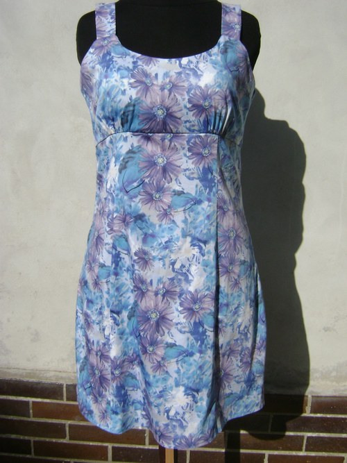 Letní šaty vel.42-44 — foto 1