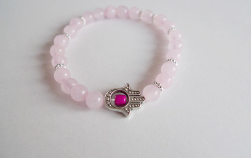 Růžový jadeit a hamsa — foto 1
