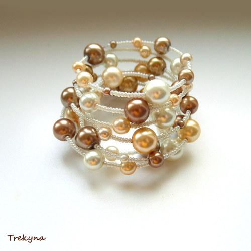 Cream and gold I.