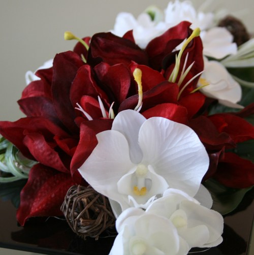 Dekorace s amarylisem a orchidejemi — foto 1